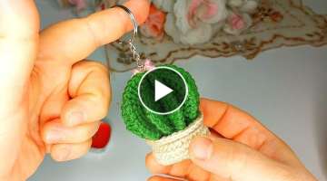 ???? Easy Crochet Mini Cactus Keychain Tutorial
