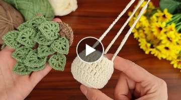 Wow!!! How to make an eye-catching crochet home ornament????? How to knit pots and leaves ????