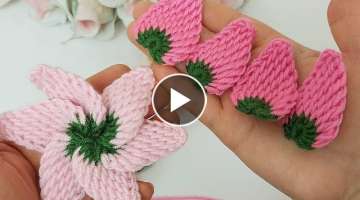 How to Crochet a star with same leaves and flowers that everyone can do?