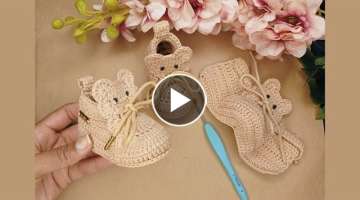 Sapatinho de crochê fácil de fazer/Easy and quick to weave baby shoes